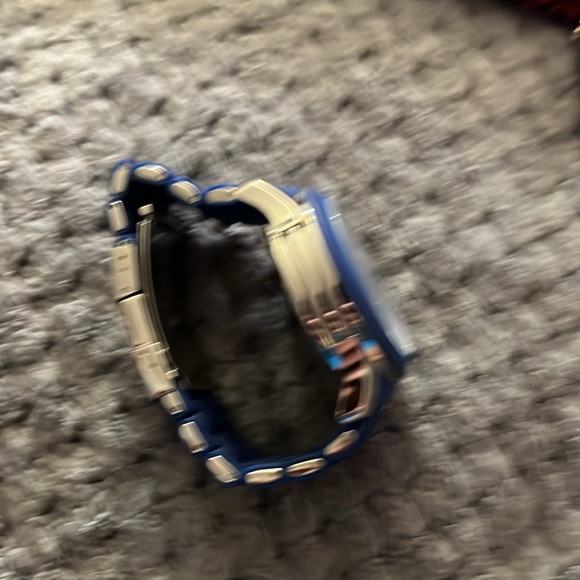 Watch - Picture 5 of 5